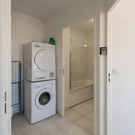 L41 Paladium 8pax 4rooms Balcony Wifi Ac
